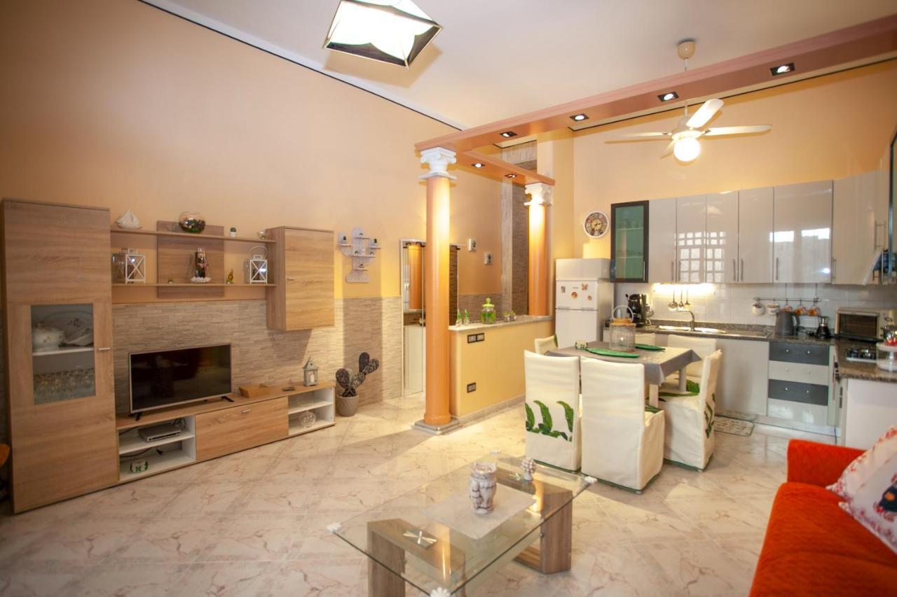 Апартаменты Casa Rosamaria Джардини-Наксос Экстерьер фото